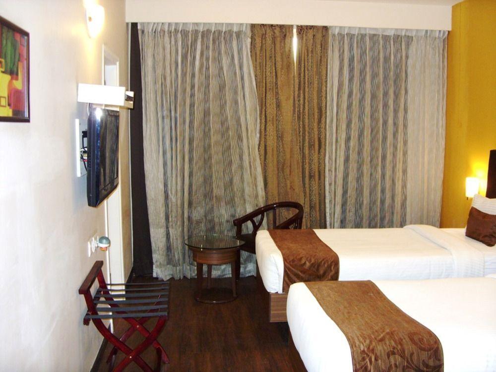 Mango Hotels, Samed Agra Agra  Extérieur photo