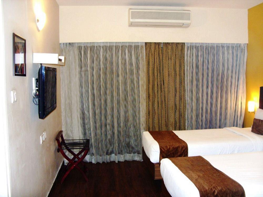 Mango Hotels, Samed Agra Agra  Extérieur photo