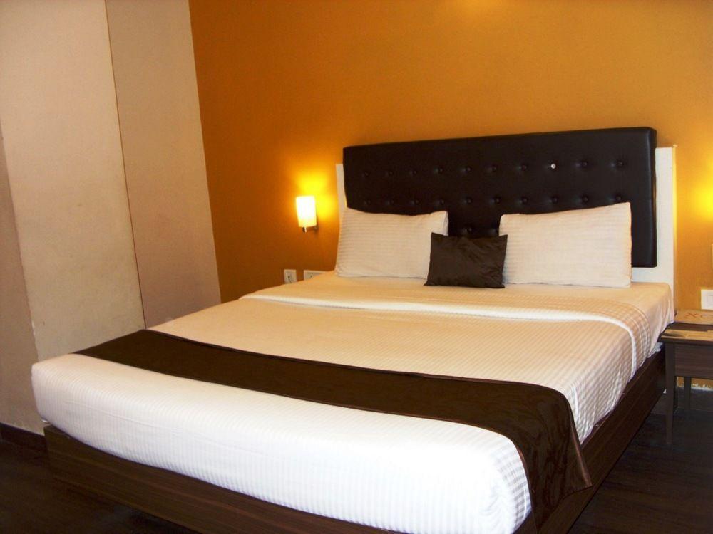 Mango Hotels, Samed Agra Agra  Extérieur photo
