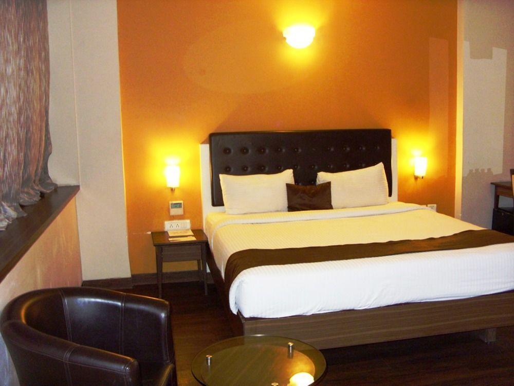 Mango Hotels, Samed Agra Agra  Extérieur photo