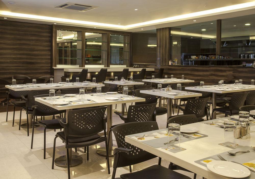 Mango Hotels, Samed Agra Agra  Extérieur photo