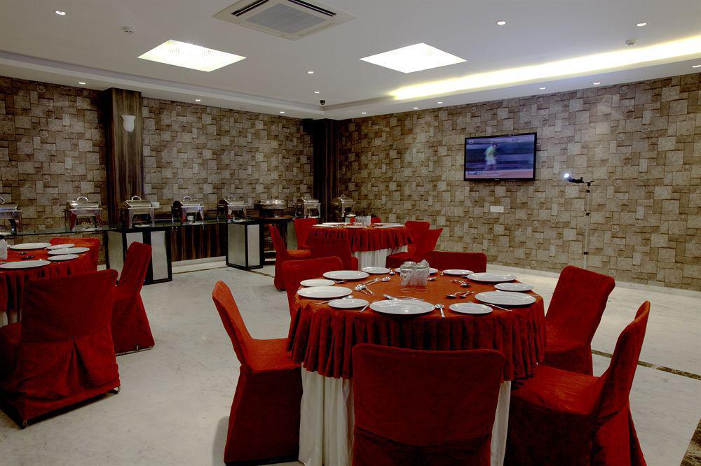 Mango Hotels, Samed Agra Agra  Extérieur photo